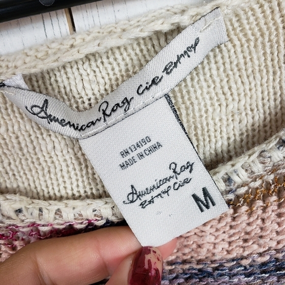 American rag boho, tassel sweater size medium - Picture 6 of 7